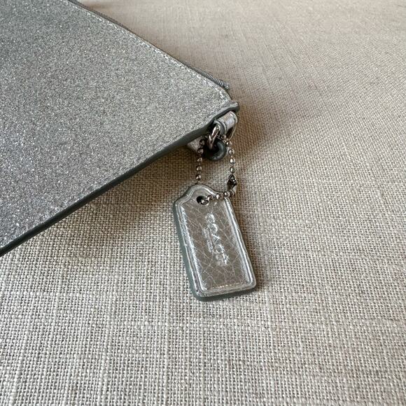Coach Sparkle Silver Large Wristlet Clutch Wallet - Picture 4 of 8